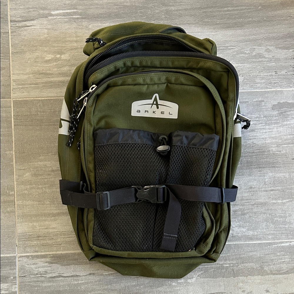 🚲 🎒 Olive Green convertible backpack bicycle pannier Arkel 🇨🇦